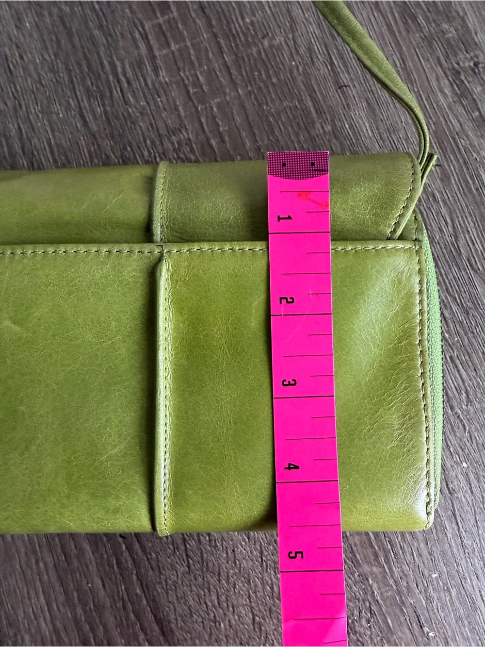HOBO Lime Green Leather Crossbody Wristlet - Picture 9 of 11